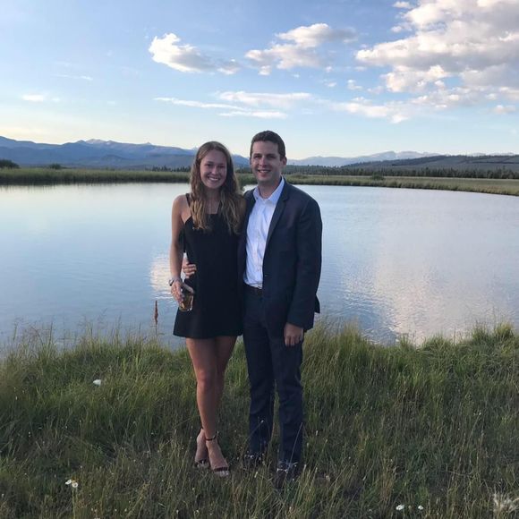 Meet your Posher, Aliza - Picture 1 of 1